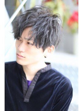 リップス 難波(LIPPS) フェザリースパイラル刈り上げネープレスマートイメチェン