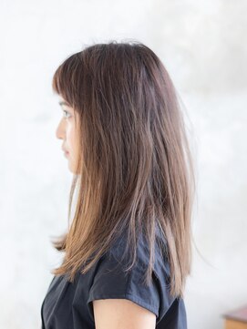 ヘアアンドリラクゼーション シャッセ(Hair&Relaxation SASE) ベビーバングロング