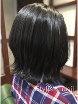 サロンデピレ トレンド感と簡単スタイリング重視の外ハネ #簡単セット#黒髪