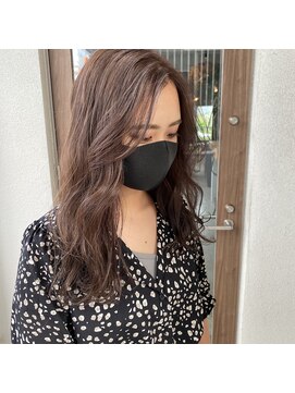 アルヴァ(ALVA) ○かきあげロングにミルクティーベージュ(那覇 新都心)