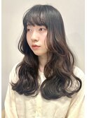 アッシュブラック×ふんわりウェーブ