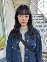 トレンチ(TRENCH)&nbsp;《TRENCH Riku》パーマスタイル　ロングパーマ　レイヤーカット