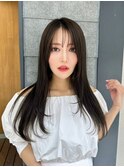 黒髪ロングレイヤーシースルーバング