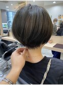 ショートボブ