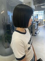 コンティロミー(CONTI ROMMY.)&nbsp;黒髪ショートボブ☆パッツン切りっぱなしボブ☆20代～50代☆