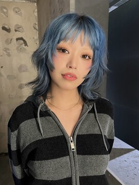 リム(LIM) ペールブルーデザイン