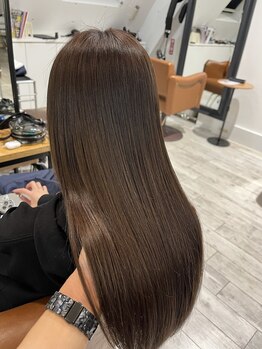 ルーツ(ROOTS)の写真/こだわりの厳選トリートメントと共に心地よい炭酸スパを体感！土台から毛先まで健康な髪に♪