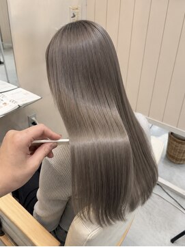 レヴァ(LEVA) 茨木で叶うブリーチ縮毛矯正