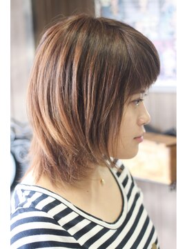 オーバーキャプテンネイキッド(OVER CAPTAIN NAKED) 伸ばしかけバング短め×ダブルカラー