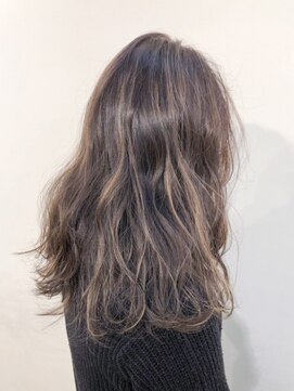 メイクス 表参道(MAKE'S omotesando) お洒落カラーになりたい方に【3Dカラーハイライトグレージュ】