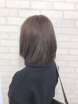 ヘアーアンドラッシュ ジーナ(Hair&Lash Jiina) スノーカラー