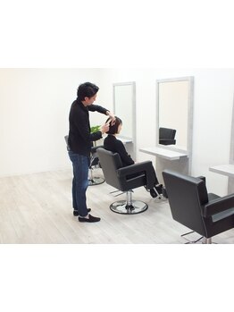 "こんなサロンに通いたかったが叶う"プロの目線で骨格・髪質を見極め提案☆ワンランク上の理想の仕上がりに