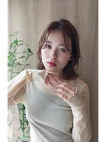 バッカ(BACCA)&nbsp;外ハネミディゆるウェーブ　スタイル【末松由紀】