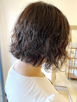 メルト 吉祥寺(melt) 【宮本大輔】小顔 大人ボブ ニュアンスパーマ  20代30代40代