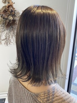 リリヘアー(LiLi.hair) ハイライト&裾ブリーチ