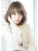 大人可愛い20代30代40代前下がりひし形小顔ボブ丸みミディ綾瀬