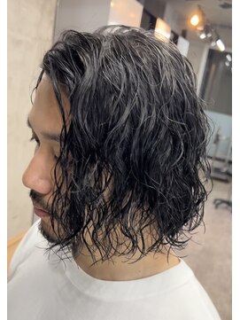 オルト(Altn) 大人の波巻きスパイラルパーマミディアムロングメンズカットヘア