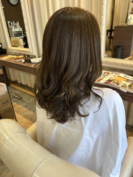 ヘアデザインスペース イチエ(hair design space i chi e) 大人度UP！美髪デジタルパーマでつくるエレガントカールスタイル