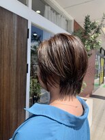 シャポン オリーブ系で透明感を