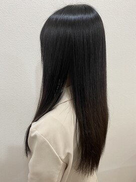 シャンティ(Shanti) 縮毛矯正専門店による縮毛矯正+髪質改善トリートメント