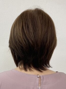 セブンの庭の写真/気になる白髪をしっかりカバーしながらナチュラルな仕上がり◎日々のお手入れ＆スタイリングがラクに♪