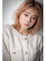 カバーヘア ブリス 川口(COVER HAIR bliss)&nbsp;透明感ハイトーンカラー外ハネミディアムウルフy川口20代30代