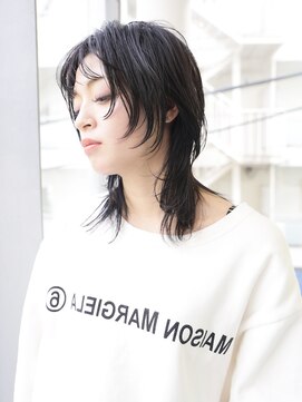 エムスラッシュ アヴェダ 自由が丘(M.SLASH AVEDA) 姫カットレイヤー/ミディアムウルフ/黒髪/透け感/自由が丘