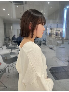 ハイブ 金沢(Hive) ぱつっとボブ 切りっぱなしボブ10代20代スタイルチェンジ