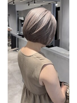 エアー(AIR) まろっとグレージュ《蒲田　AIR    志田》