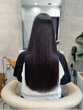 レディオ ザ イシン(LeDio the ISIN) ナチュラルロングの美髪矯正