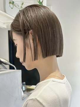 ノイ 銀座(noi) 顔周りレイヤーカットグレージュカラーくびれボブショートカット