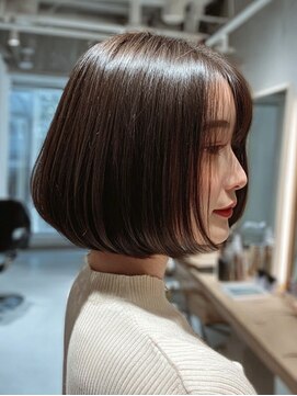 ダル 渋谷/表参道(DAL.) 丸みボブショコラブラウン艶感