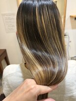 ライズ ヘア ブランド スウェル(RISE HAIR BRAND SWELL)&nbsp;10代/20代/美髪/水素/髪質改善/ロング/レイヤー/江坂/江坂駅