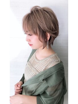 オーロ(ORO) イメチェンしたい人必見。丸顔さんの似合うＡラインボブ