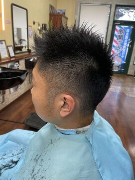 ヘアーカンパニーズ セイヤ バーバーイズマイライフ(sey,ya) ソフトモヒカン