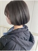 大人可愛いイメチェンボブヘア グレージュ ダークアッシュ
