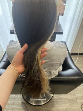 ブレス(bless) インナーカラーでオシャレに決まる！