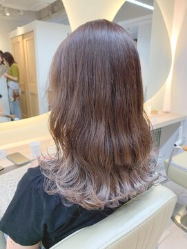 テトラ バイ ネオリーブ 横浜西口店(tetra by neolive) 裾カラー×グレージュ**【横浜/横浜駅】