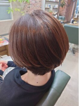 ジースリー 東神奈川店(G-THREE)の写真/マイクロバブル[marbb]で頭皮環境を整え、ハリのある髪に！再現性の高いカットで毎朝のセットも楽々に☆