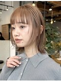 ミルクティーベージュ/顔まわりレイヤー/ボブ