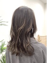 アイコニックナゴヤ(AIconic nagoya)&nbsp;赤み消しグレージュ　by楠原やすよ