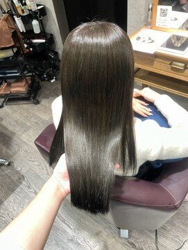 アフィナー(Afinar) 【横浜/横浜駅】髪質改善/アッシュベージュ