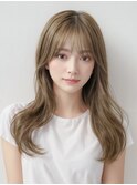 三宮　神戸　レイヤーカット　顔まわりカット　ヘーゼルベージュ