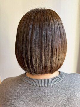 ヴァンカウンシル 一宮店(VAN COUNCIL) どんなシーンにも馴染む、王道エレガントな内巻きボブ/艶感