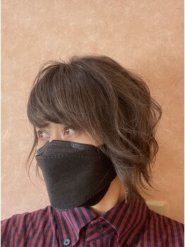 美容室 パラディー(PARADIS)の写真/気になる白髪を徹底カバー。ダメージレスな施術で、いつまでも美しいツヤを♪