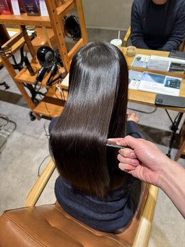 アヴァンス 西宮北口(AVANCE.) 髪質改善縮毛矯正_髪にドラマを_ロングレイヤー