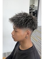 アフューズバイストゥー(Vfuse by StueW)&nbsp;ツイストホワイトメッシュ×スキンフェード