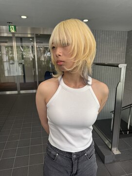 エマノン(EMANON) 福岡天神 ウルフカット ショートカット 20代 30代 40代