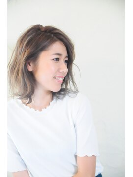 サーティーン(THIRTEEN) 人気♪ロブスタイル♪