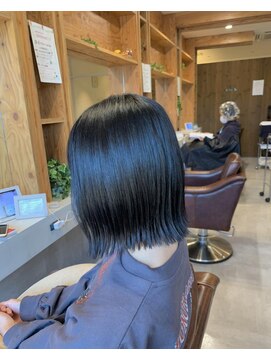 アドラーブル 駅南店(adorable) 【顎下2センチボブ】【ナチュラルブラック】【10代20代30代】